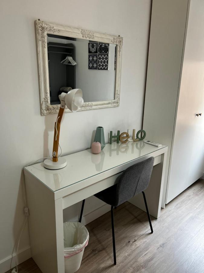 Centro Grupos Malaga Parking Gratis 3 Apartment Bagian luar foto